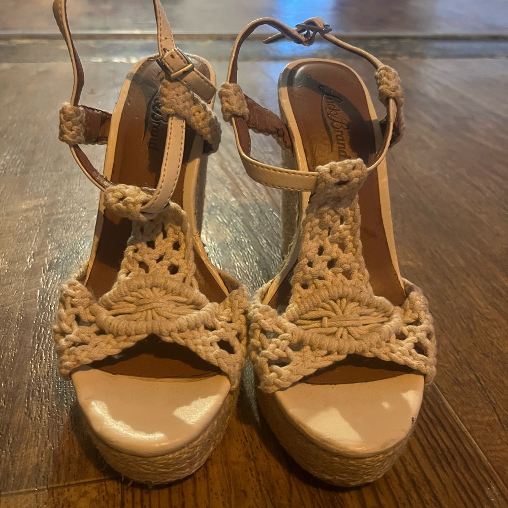 Lucky Brand Beige Crochet Wedges
